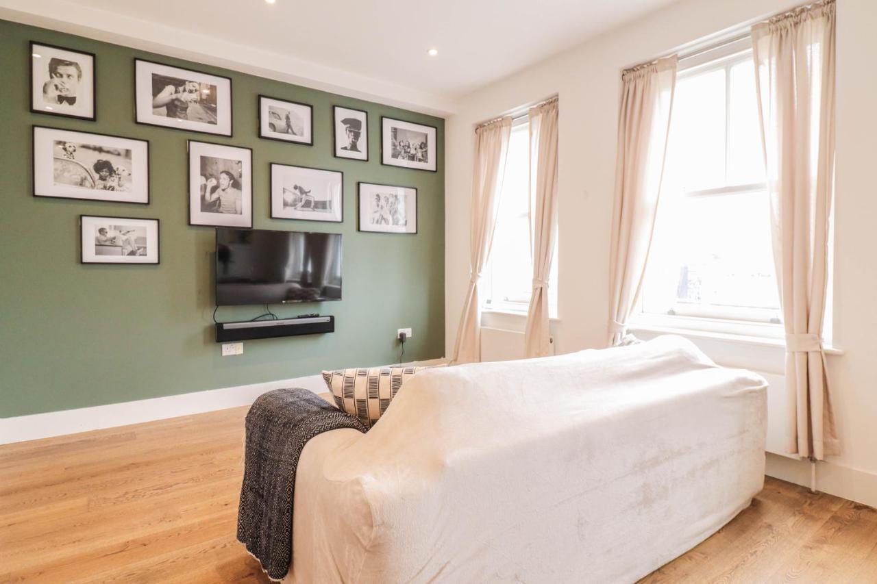 Modern & Spacious 1 Bedroom Clapham Junction Flat Londyn Zewnętrze zdjęcie