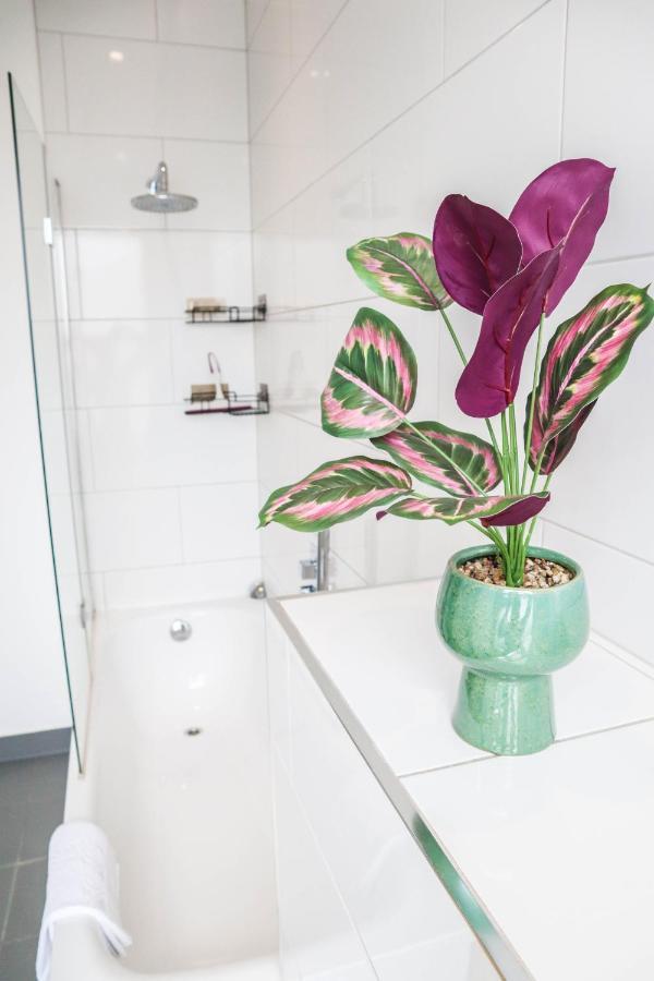 Modern & Spacious 1 Bedroom Clapham Junction Flat Londyn Zewnętrze zdjęcie
