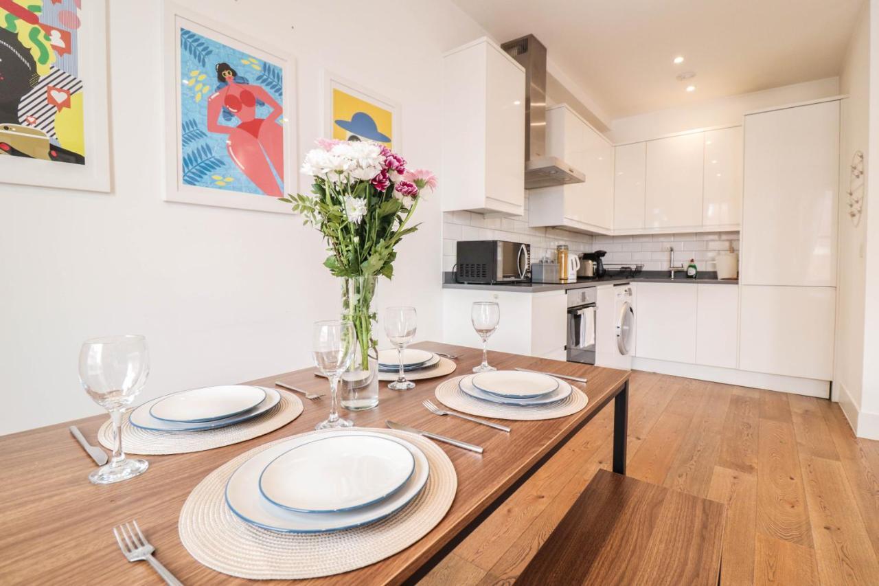 Modern & Spacious 1 Bedroom Clapham Junction Flat Londyn Zewnętrze zdjęcie